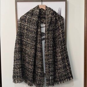 Women’s Scarf/Wrap ⭐️🖤⭐️
